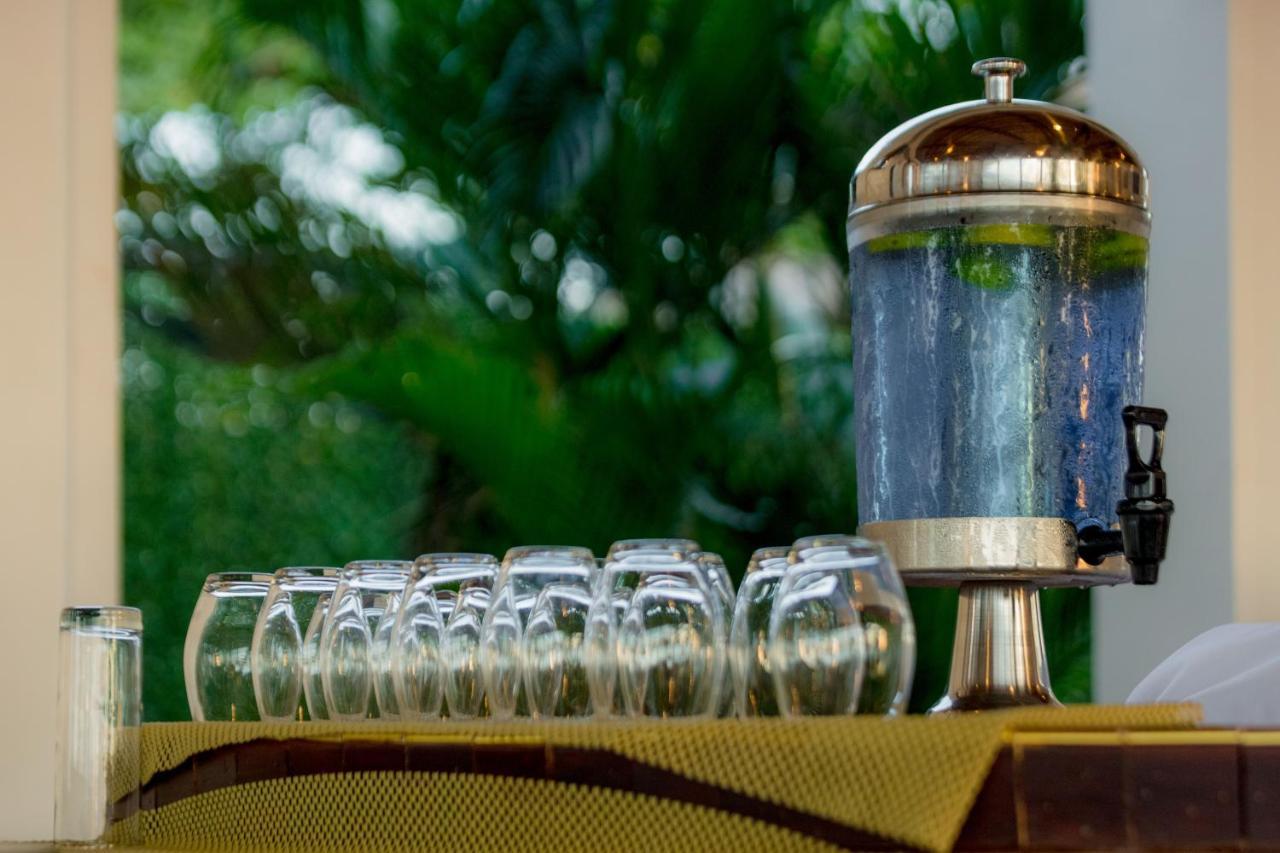 Aya Sophia Villa Garden Hotel Dar es Salaam Exterior photo